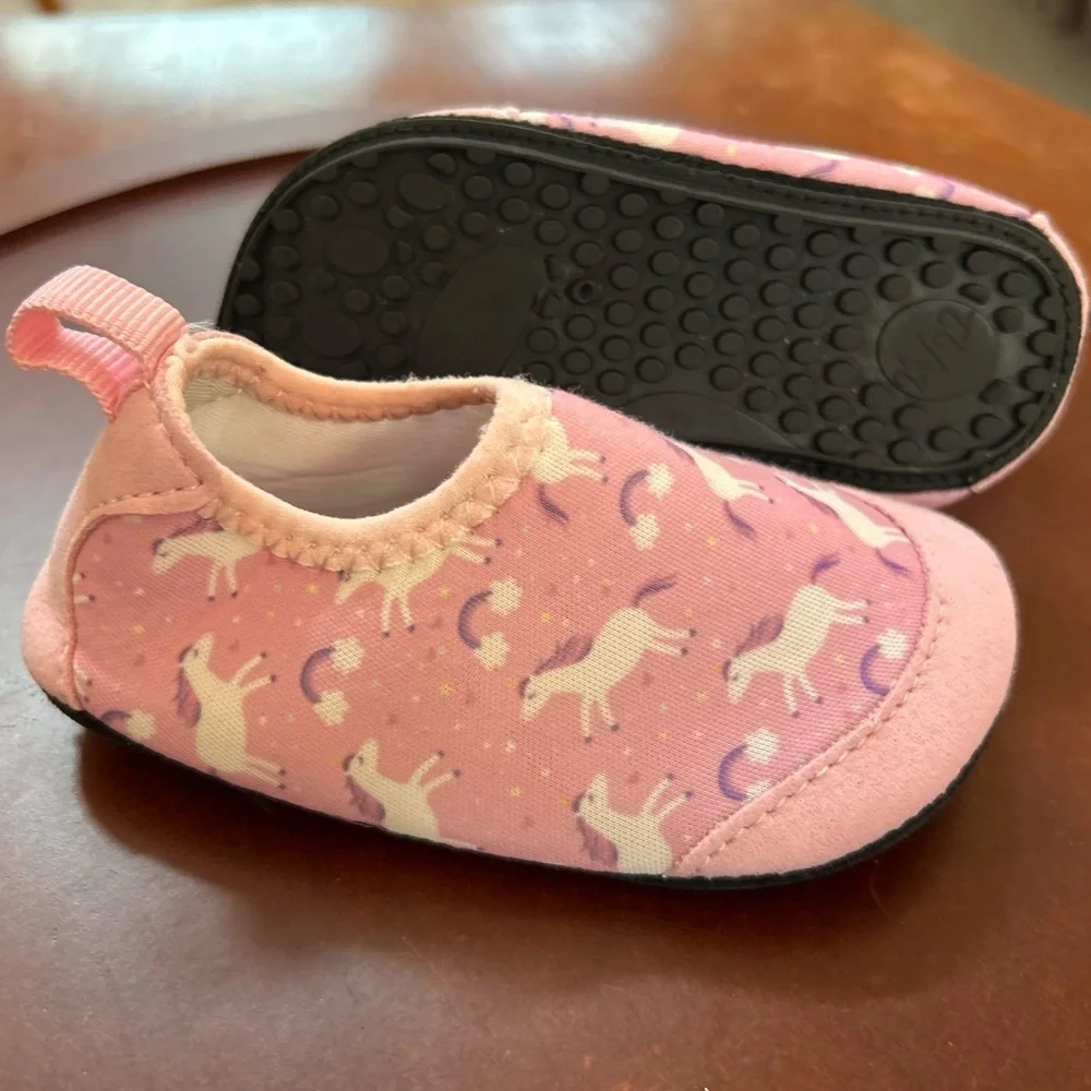Unicorn Water Shoes | Toddler Girl Size 4/5 | Perfect for Indoor Water Parks!